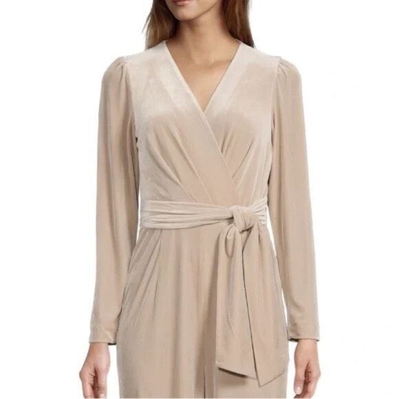 Antonio Melani Long Sleeve Velvet Jumpsuit size 2 - Picture 1 of 5